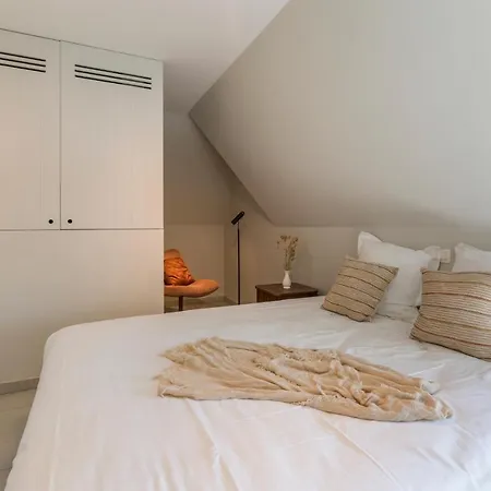 Smeysea - Stylish In Apartment